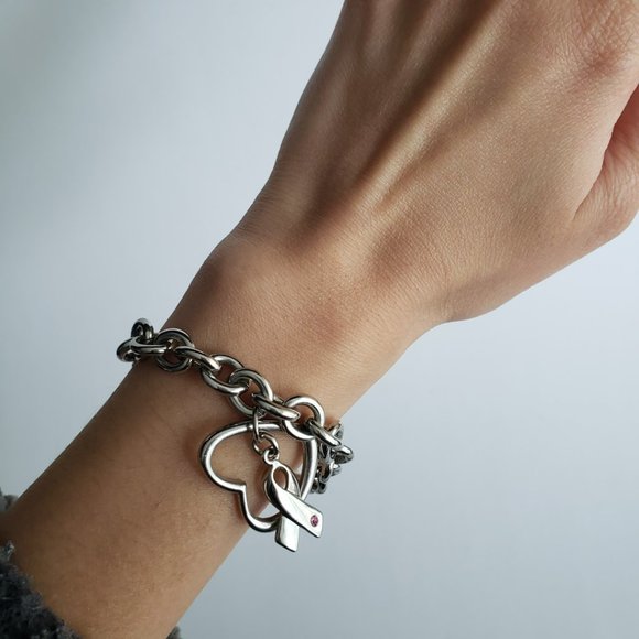 Breast cancer awareness bracelet - CIBC - Picture 4 of 7